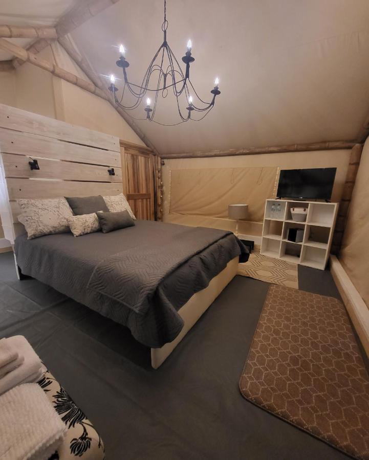 Palumbo Glamping & Villas Cayambe Buitenkant foto
